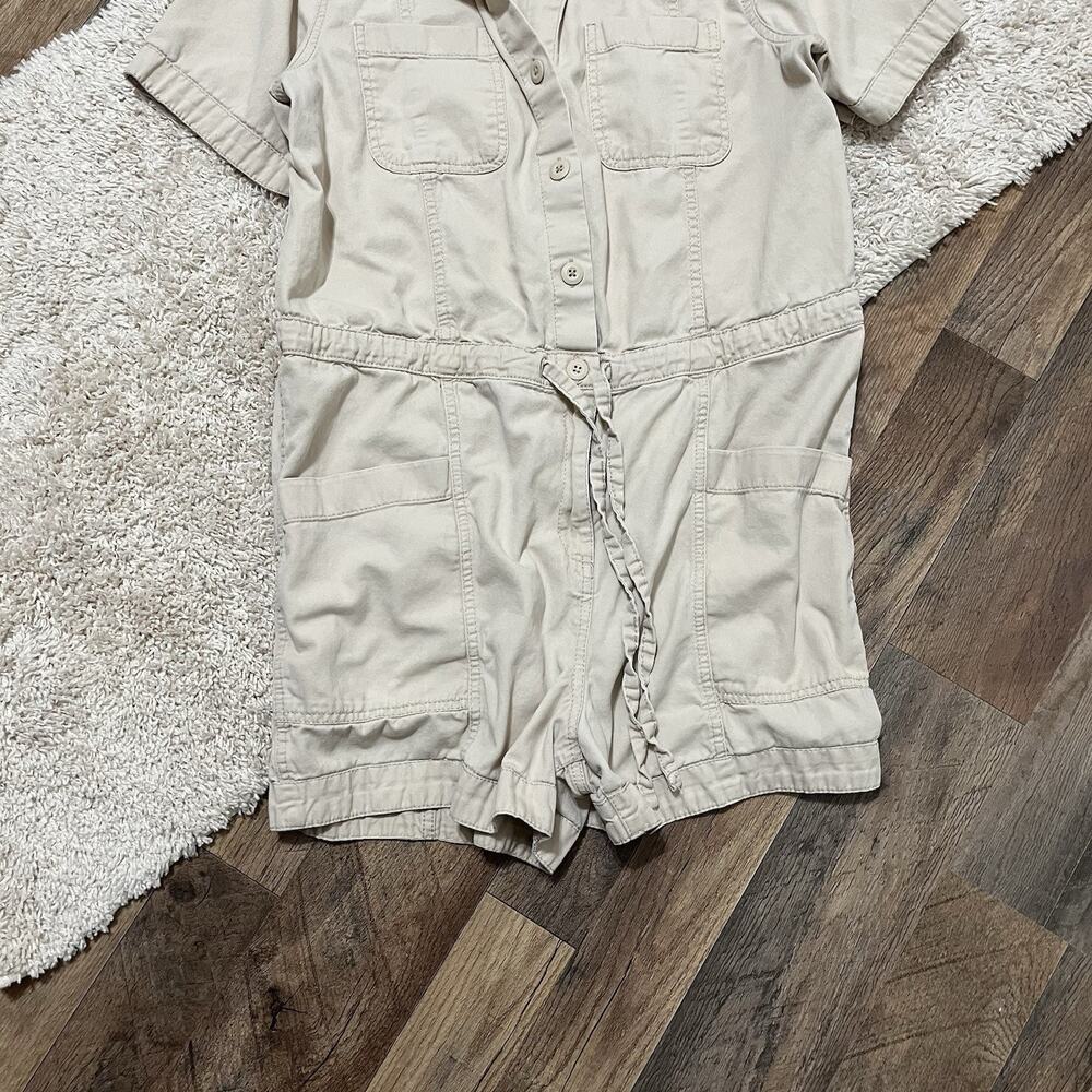 Old Navy Size Medium Beige Button Front Short Sle… - image 2